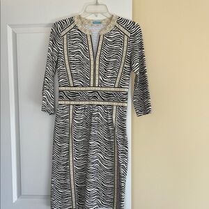 J. McLaughlin Black & White with Beige highlights dress